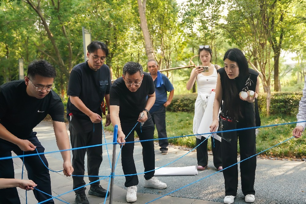 9.28 养投青浦蟠龙天地全员拓展培训